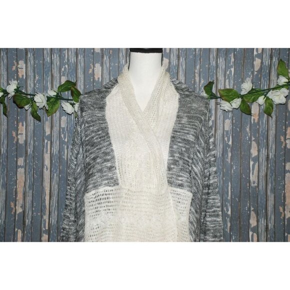 Energe World Wear Ladies Gray White Cardigan Sweater SZ L Open Front Lace LS - Picture 4 of 12